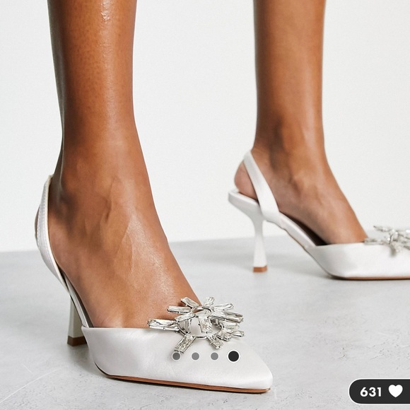 Sling back mid heel shoe with embellishment in white - Picture 1 of 7